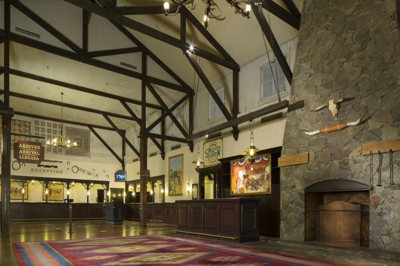 Disney Hotel Cheyenne Coupvray Esterno foto