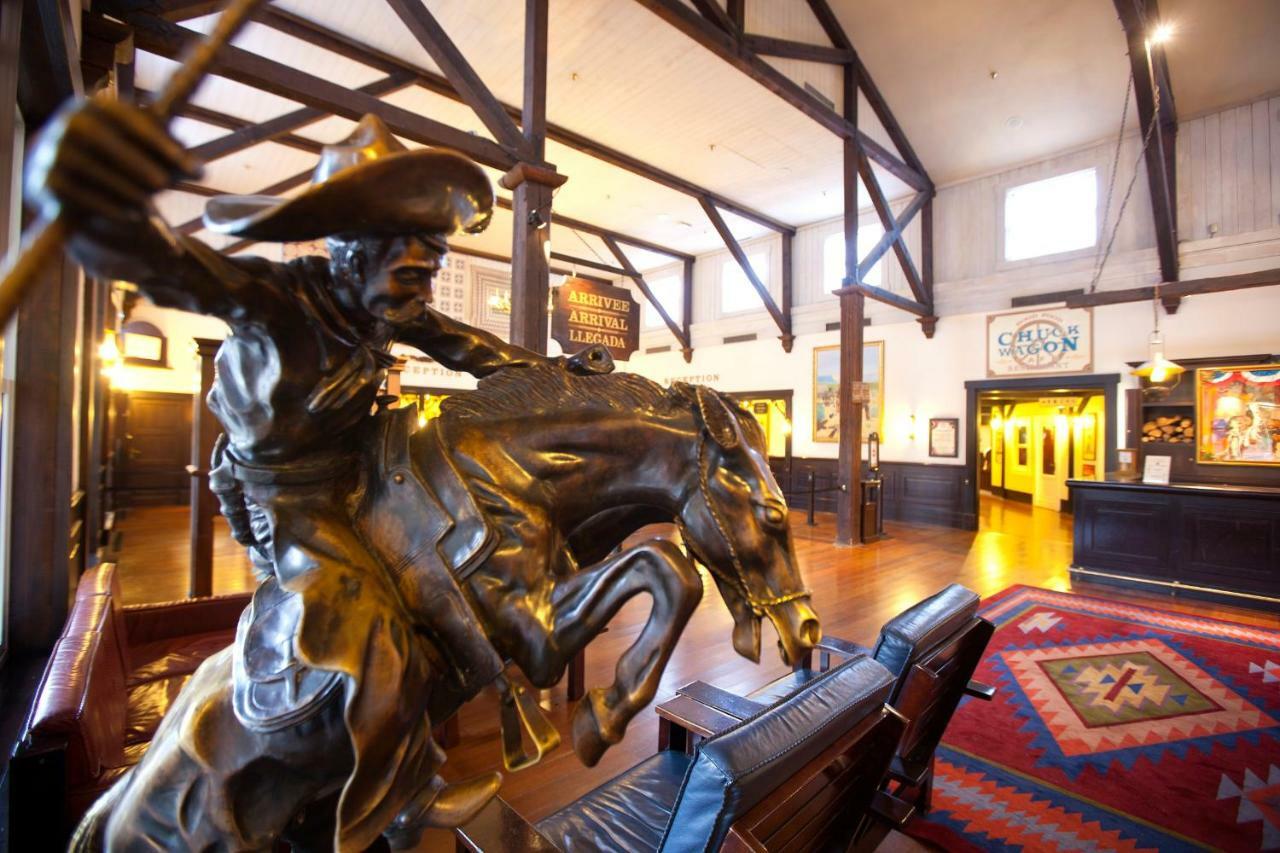 Disney Hotel Cheyenne Coupvray Esterno foto