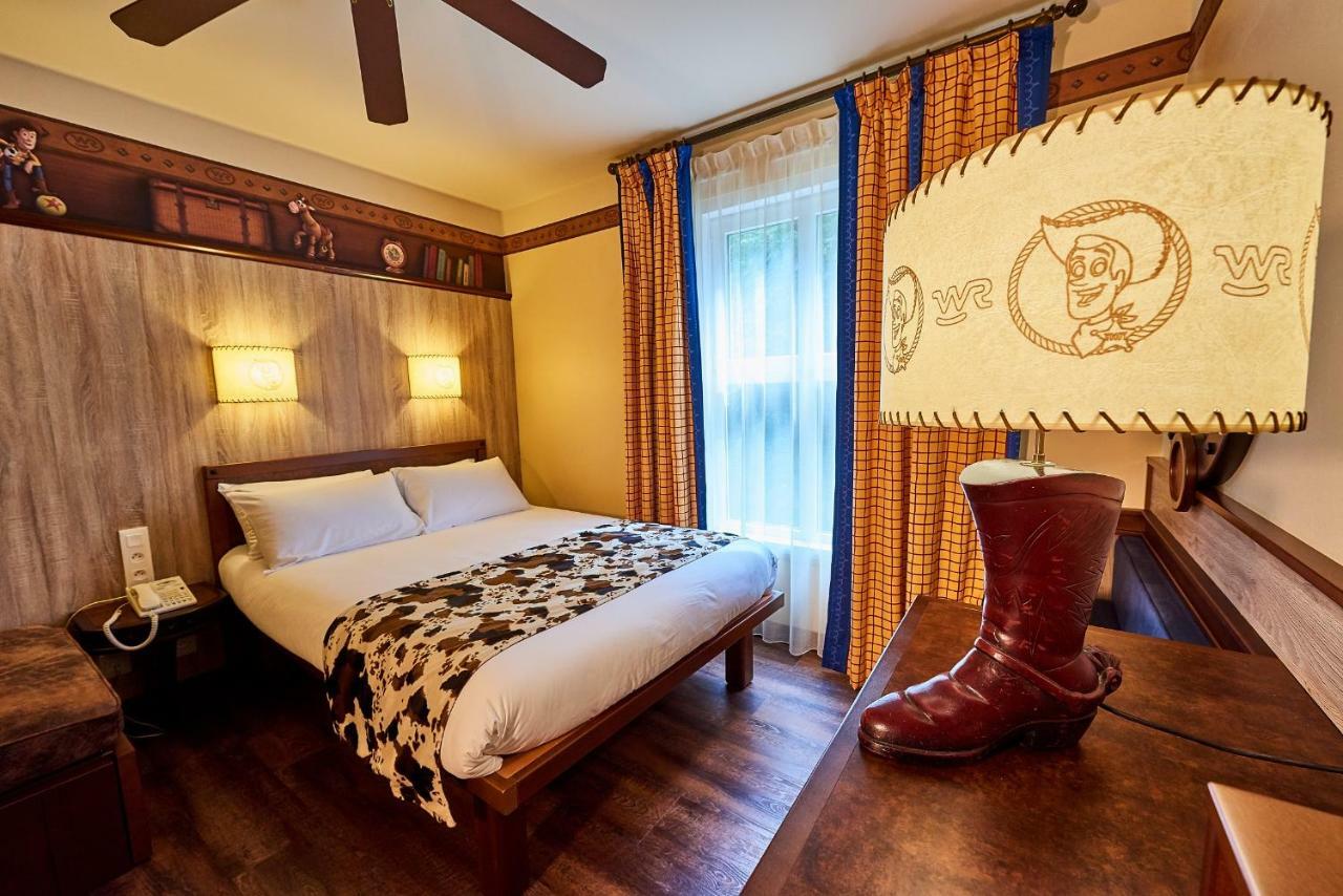 Disney Hotel Cheyenne Coupvray Esterno foto