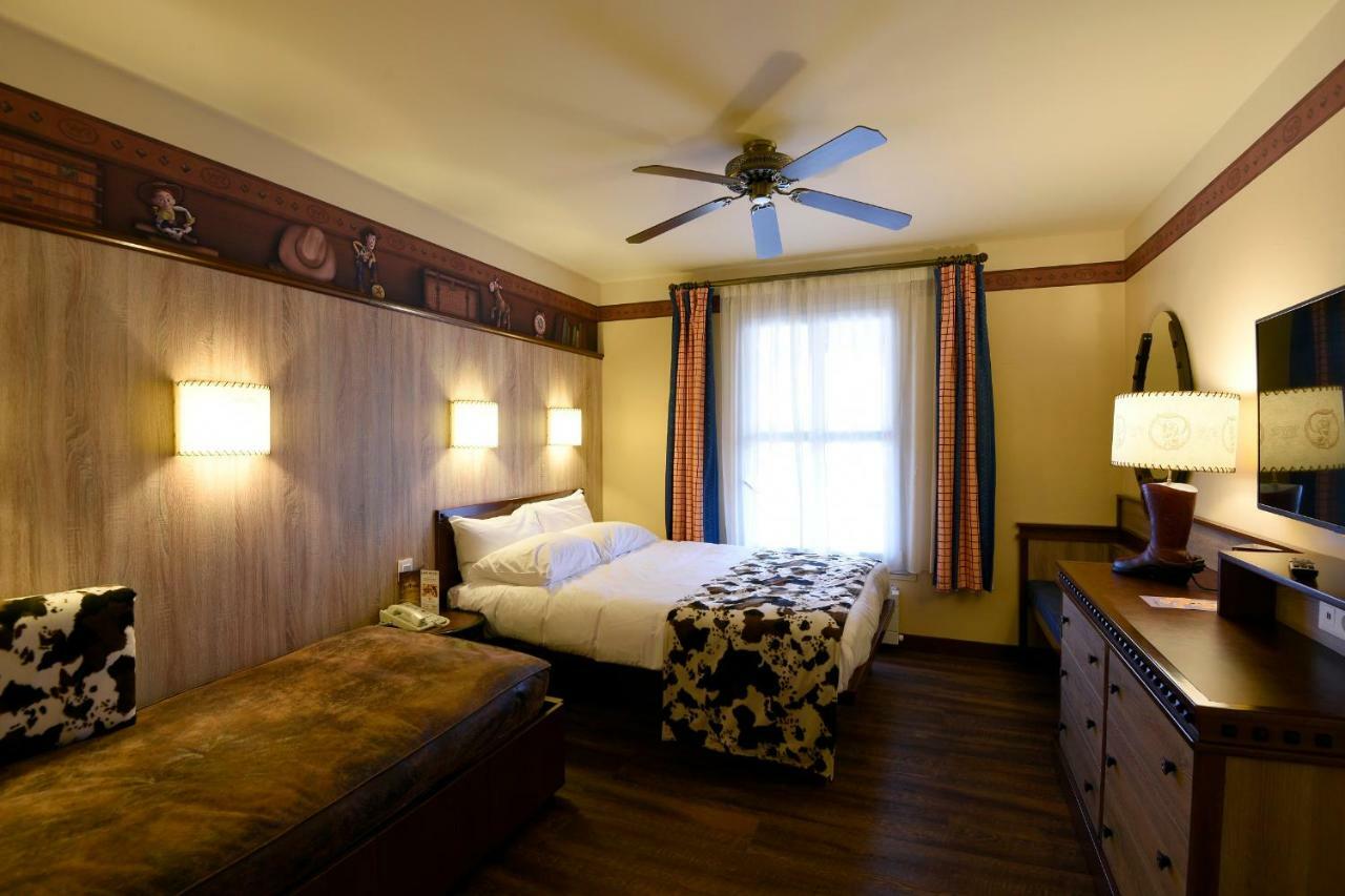 Disney Hotel Cheyenne Coupvray Esterno foto